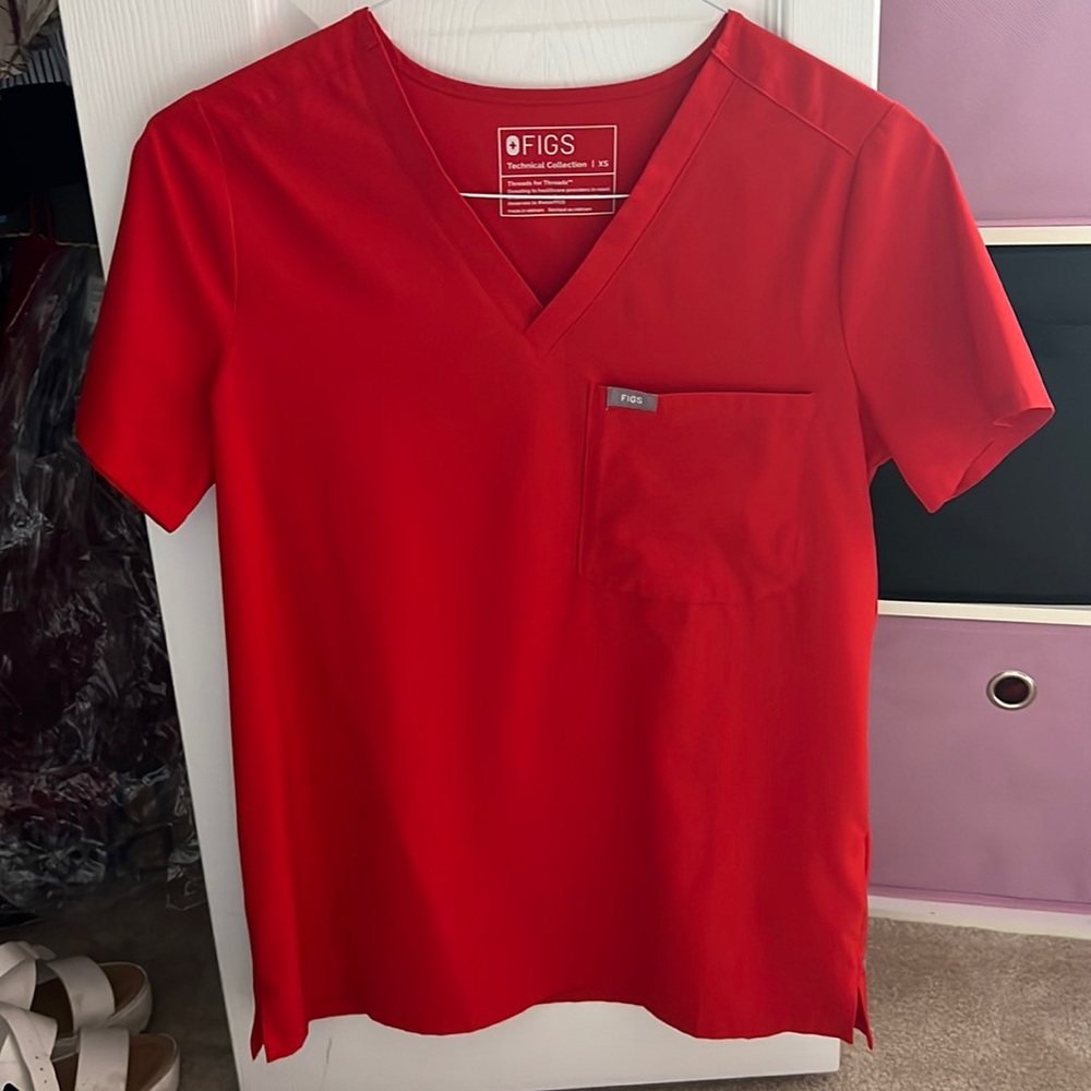 Figs scrub top! Limited edition color!